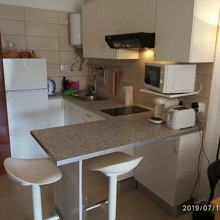 Torres Del Sol Sea View Apartment