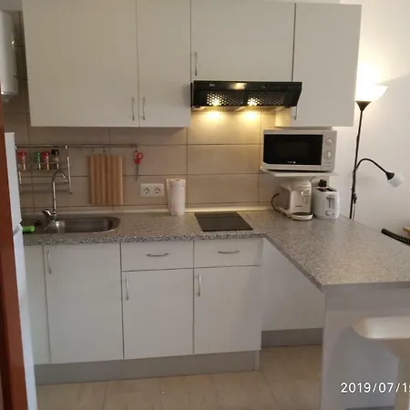 Torres Del Sol Sea View Apartment