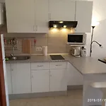 Torres Del Sol Sea View Apartman