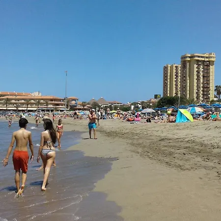 Torres Del Sol Sea View Apartman *